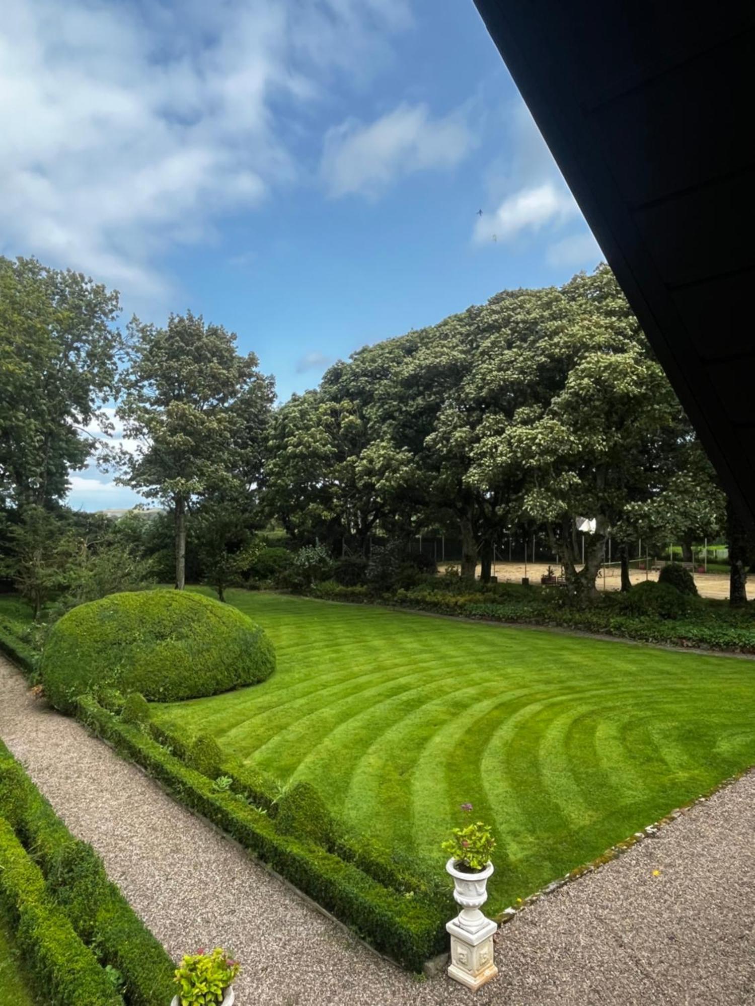 The Old Bushmills Barn Villa Exterior photo